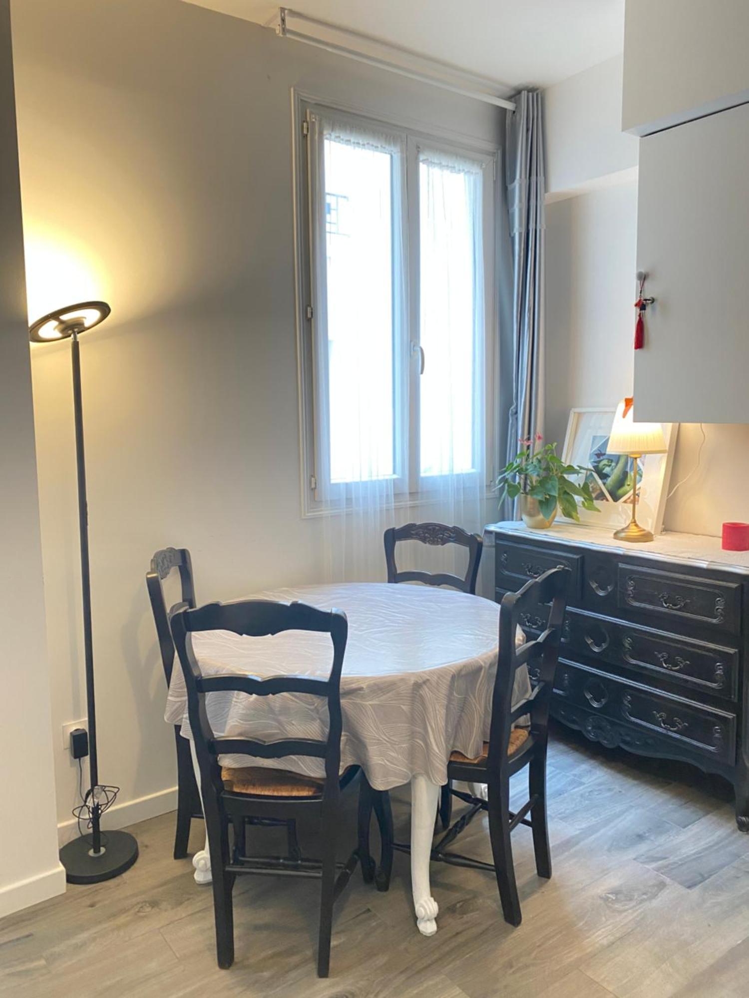Chic Appartement 2 Bedrooms Phantheon Notre Dame パリ エクステリア 写真